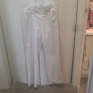 Dockers Women's Cream Straight Leg Jeans